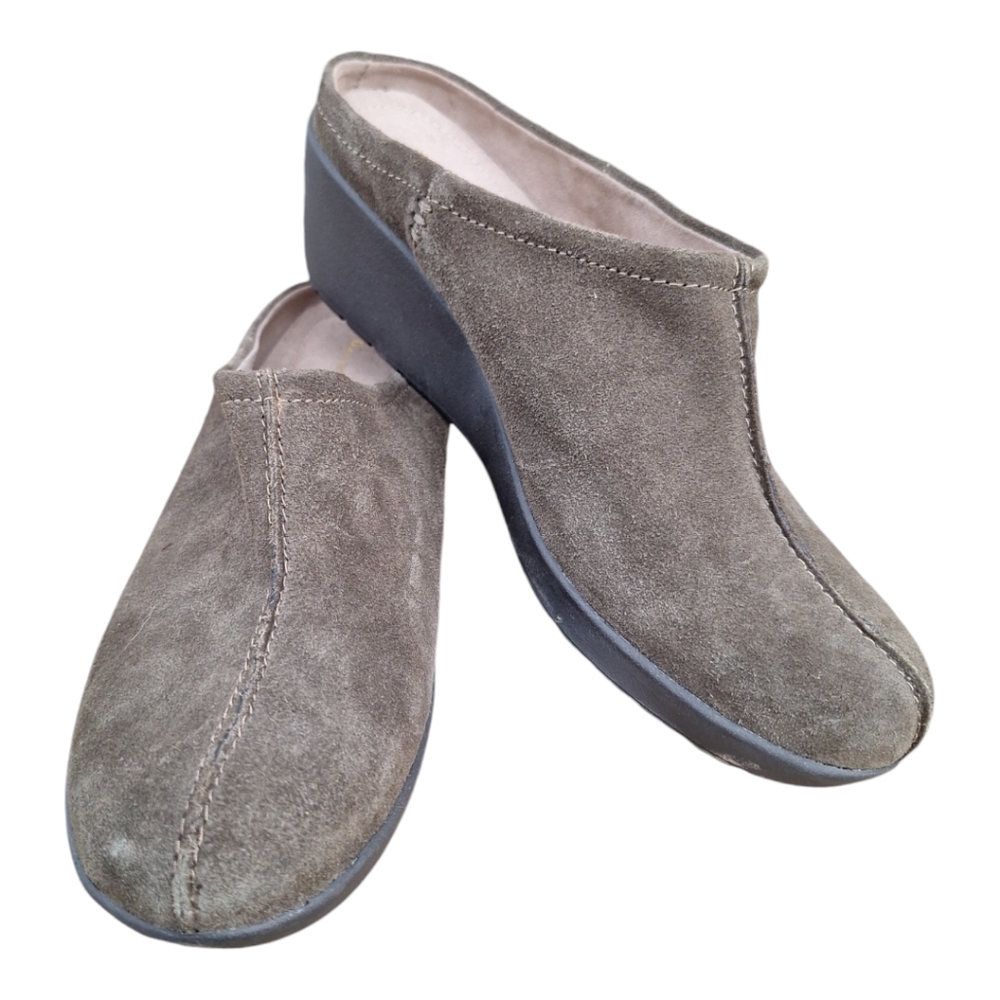 Thom McAn Women's Alberta Gray Wedge Clog Shoes Size 7 Medium